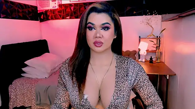 Webkamerová show asiankatyhuge