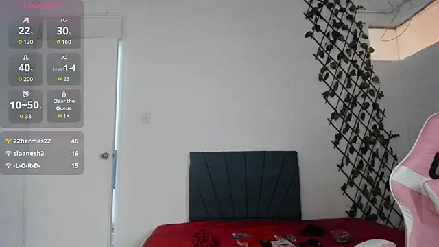 LisaTepes Chat XXX live