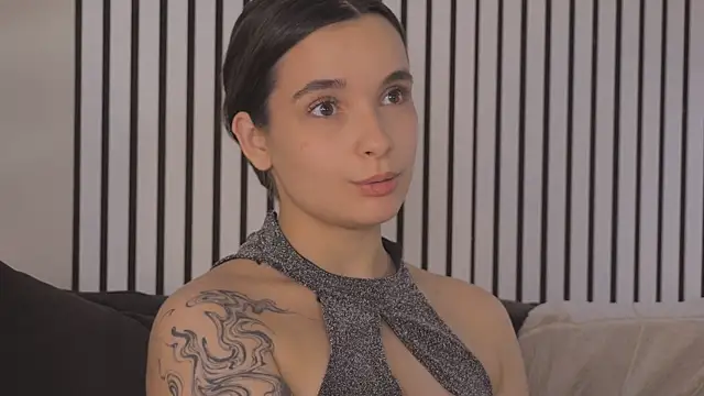 Bella_Alita: онлайн-секс-чат