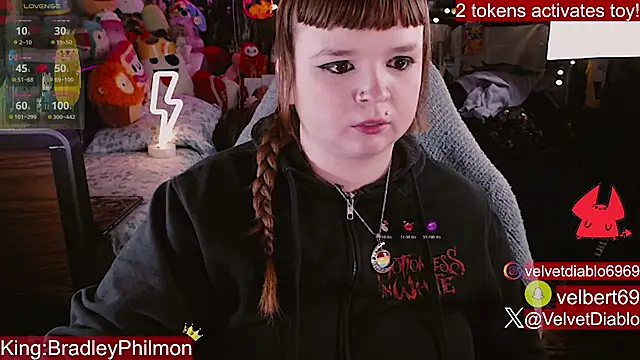 แชท XXX สดของ VelvetDiablo