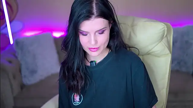 Show modela BagiraRays na web-kameri