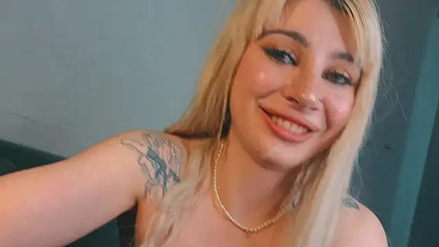 Chat XXX en directo de Ashley-Urban