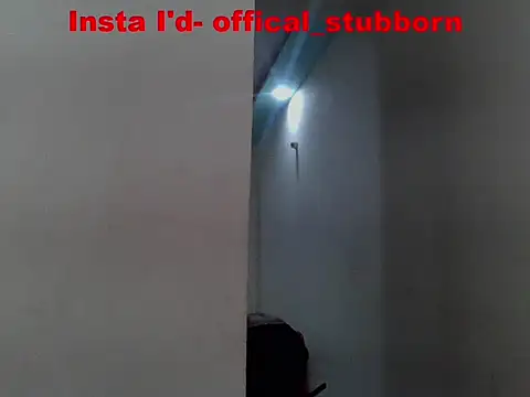 Chatroom XXX en direct de Stubborndesiboy