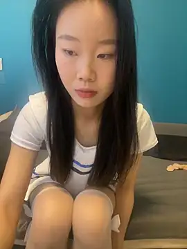 ZHJKS9988's Live XXX Chat