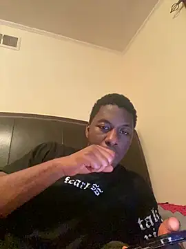 ThickDic28 élő XXX-chatje