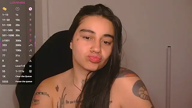 Czat XXX na żywo – val_bardot