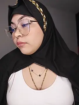 Elinaax's Live XXX Chat