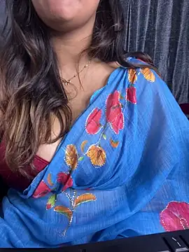 Ritu-Babe Chat XXX in diretta