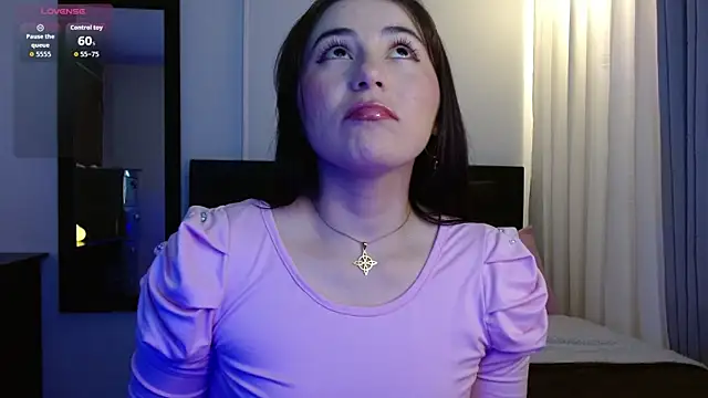 Chat +18 de Salma_Tori ao vivo