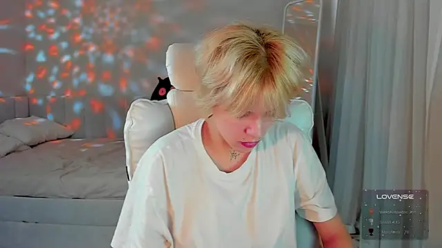 Chat +18 de ReneYolker ao vivo