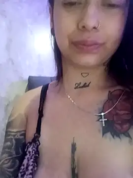 Chat XXX en directo de luna_scarlette