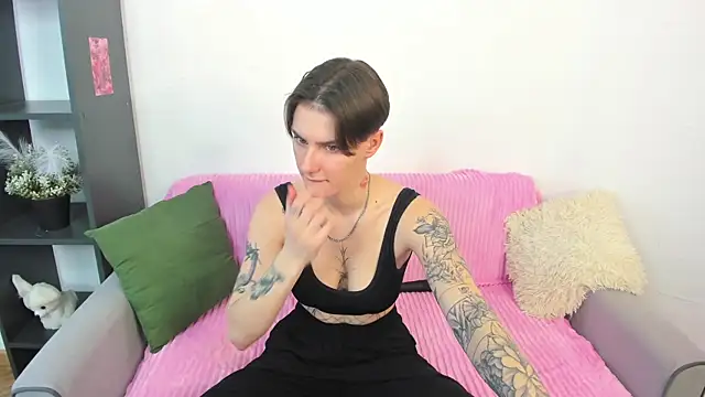 MilenaKeeks' Live XXX Chat