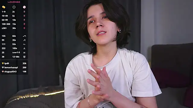 Chat +18 de LenoreOlevera ao vivo