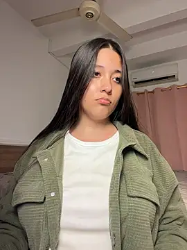 Nhefertary: онлайн-секс-чат