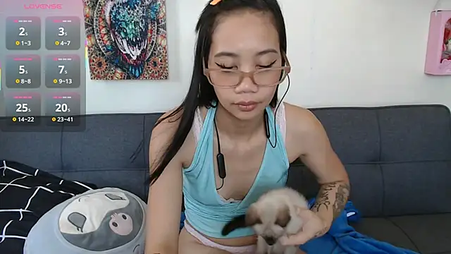 GloryKulikowski's Live XXX Chat