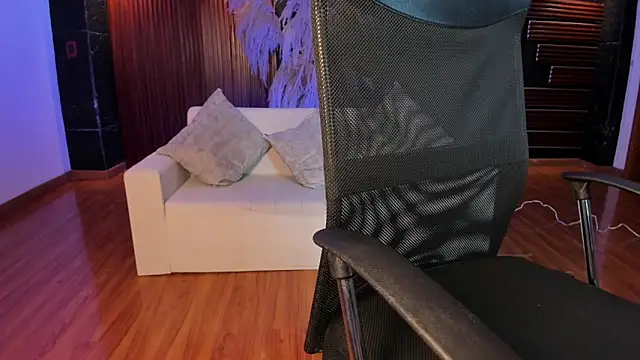 zoelins' Live XXX Chat