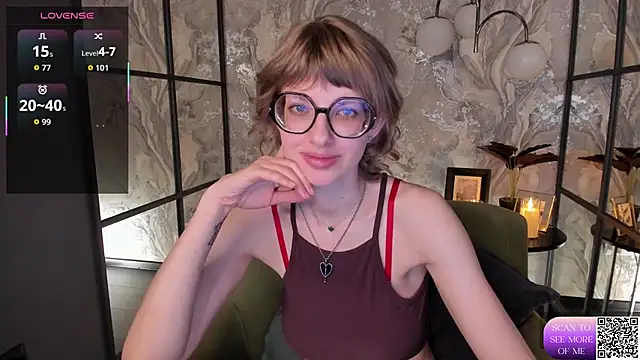 RubySoft Adlı Modelin Canlı XXX Sohbeti