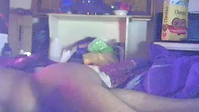 Chat +18 de GUAPAN3S3_FIR3 ao vivo