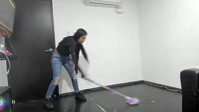 دردشة KiaraBlack_01 الجنسية المباشرة