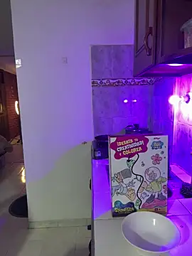 andrewmhilton_ Adlı Modelin Canlı XXX Sohbeti