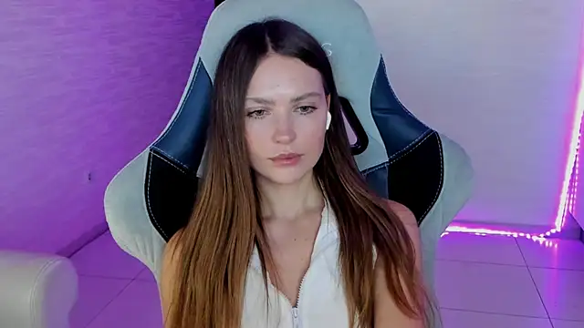 yourArya Chat XXX live