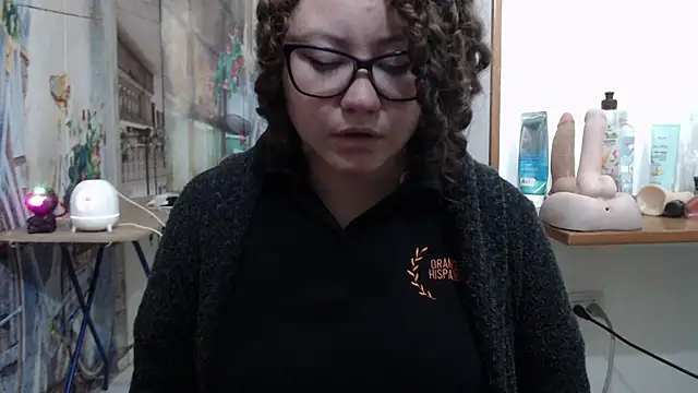 Czat XXX na żywo – curly_greeneyed