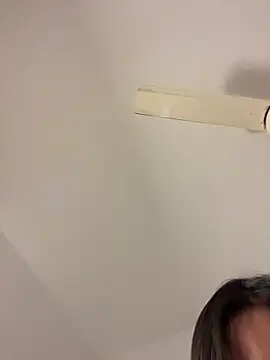 Chat XXX en directo de Nhefertary