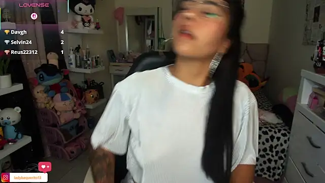 Онлайн чат XXX lady_baquerito