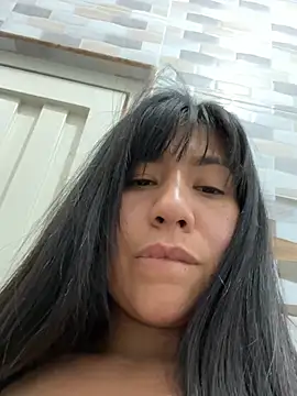 Webkamerová show kim_monti