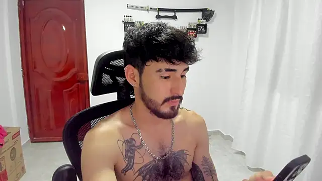 Show modela DmitriSanders na web-kameri