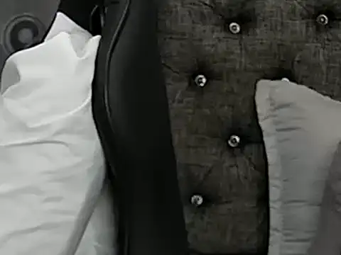 Онлайн чат XXX sara_greyx