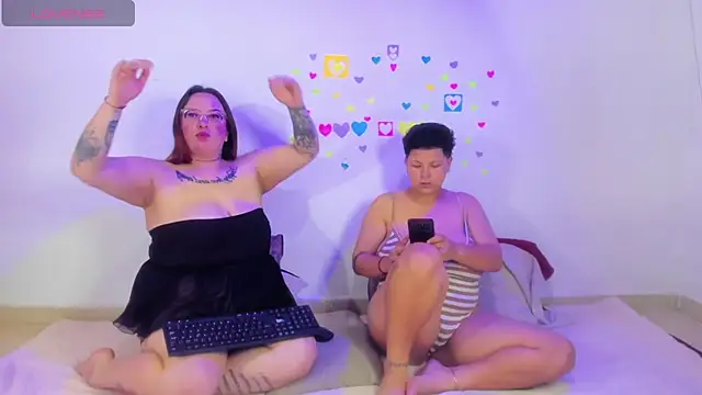 MiaYMolly 라이브 XXX 채팅