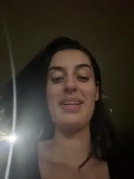 Chat +18 de Catmila94 ao vivo