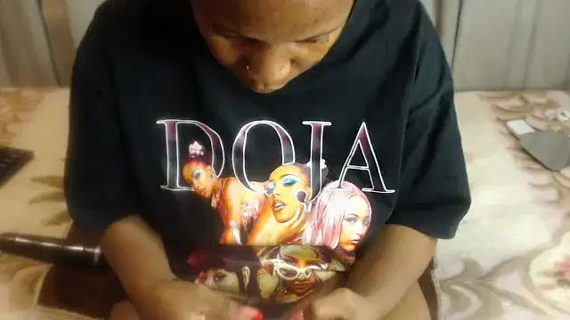 sextrisha99 Live XXX Chat