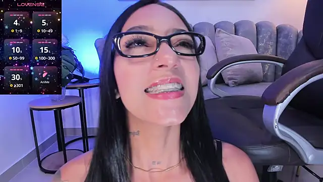 miavegas1: απευθείας συνομιλία ΧΧΧ