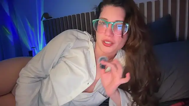 Meowkillah13's Webcam Show