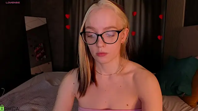 Chat XXX en directo de R0cket_bunny