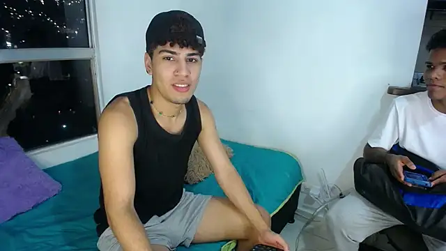 black_men9 Adlı Modelin Canlı XXX Sohbeti