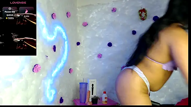 bella_warzon: онлайн-секс-чат