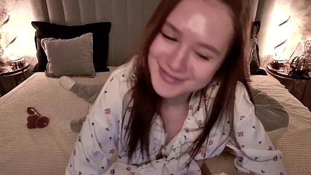 Онлайн чат XXX CarolineTenders