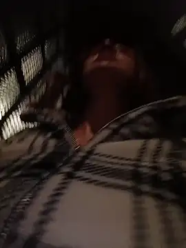 Živý XXX chat Samyra_Biker12