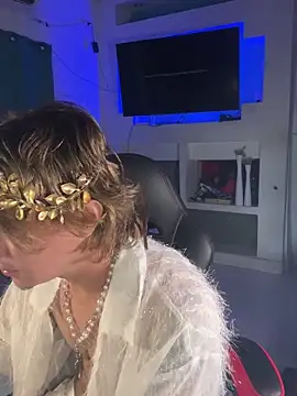 AngelLatinBoyのウェブカメラショー