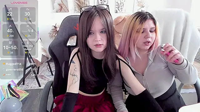 دردشة Elainebeness الجنسية المباشرة