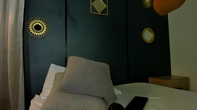 lia_sexx19's Live XXX Chat