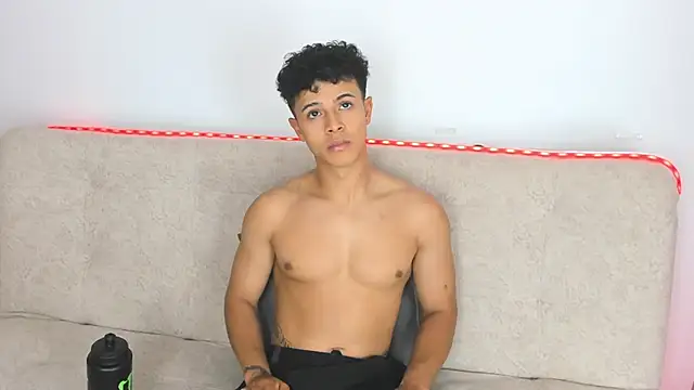 โชว์เว็บแคมของ _Alex_Colton