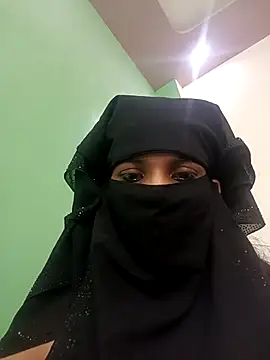 Aafreen_36 Adlı Modelin Canlı XXX Sohbeti