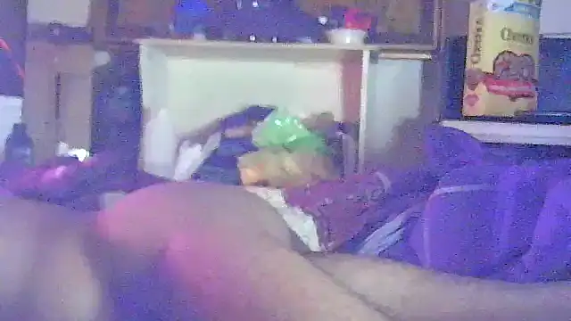 GUAPAN3S3_FIR3 – Kamerová šou