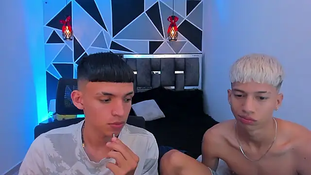 Show de Juan_Nd_Steven na webcam