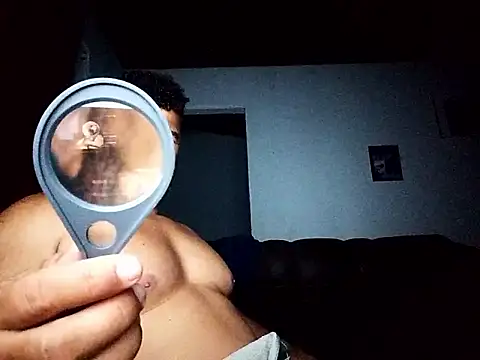 tarra122 Adlı Modelin Canlı XXX Sohbeti