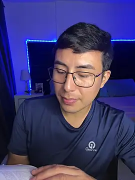 andrewmhilton_ Webcam-Show